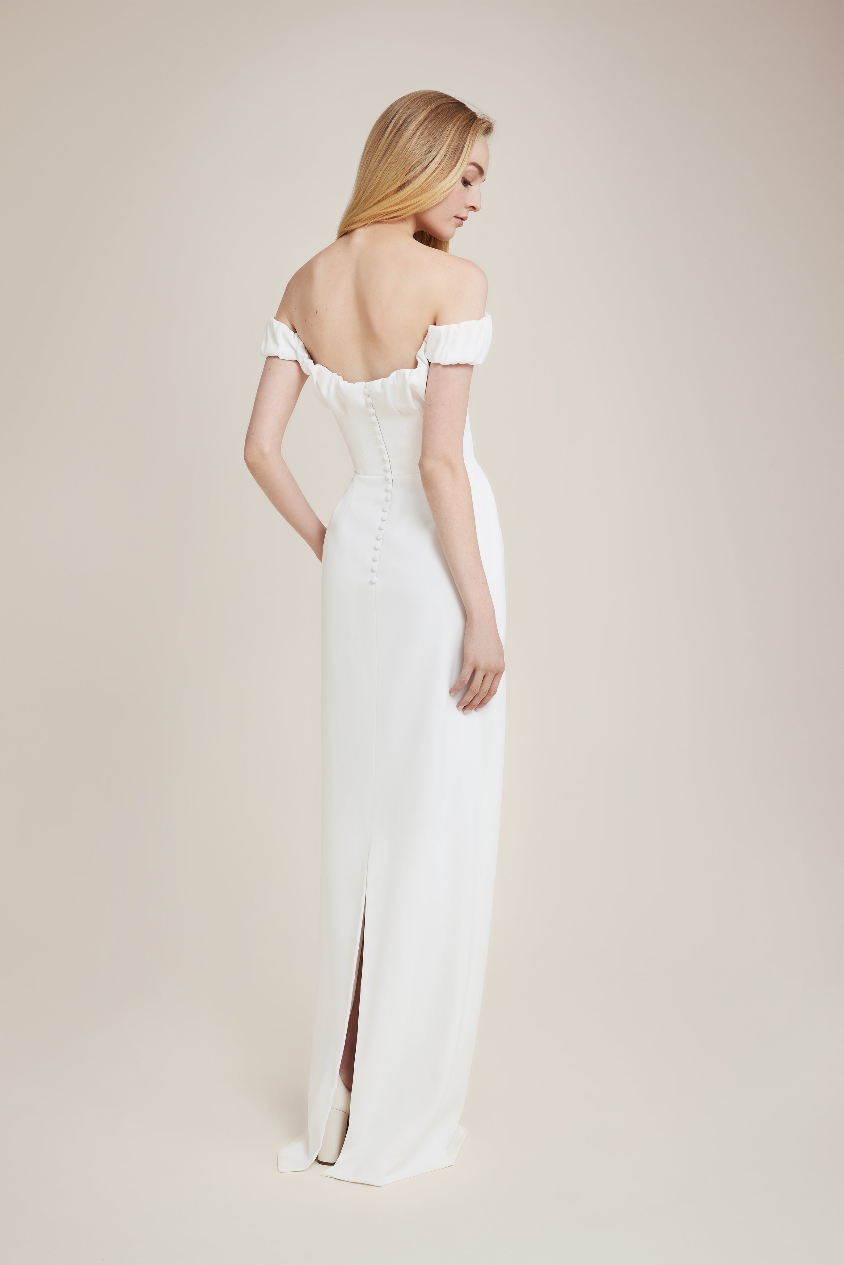 Lela rose off outlet the shoulder gown